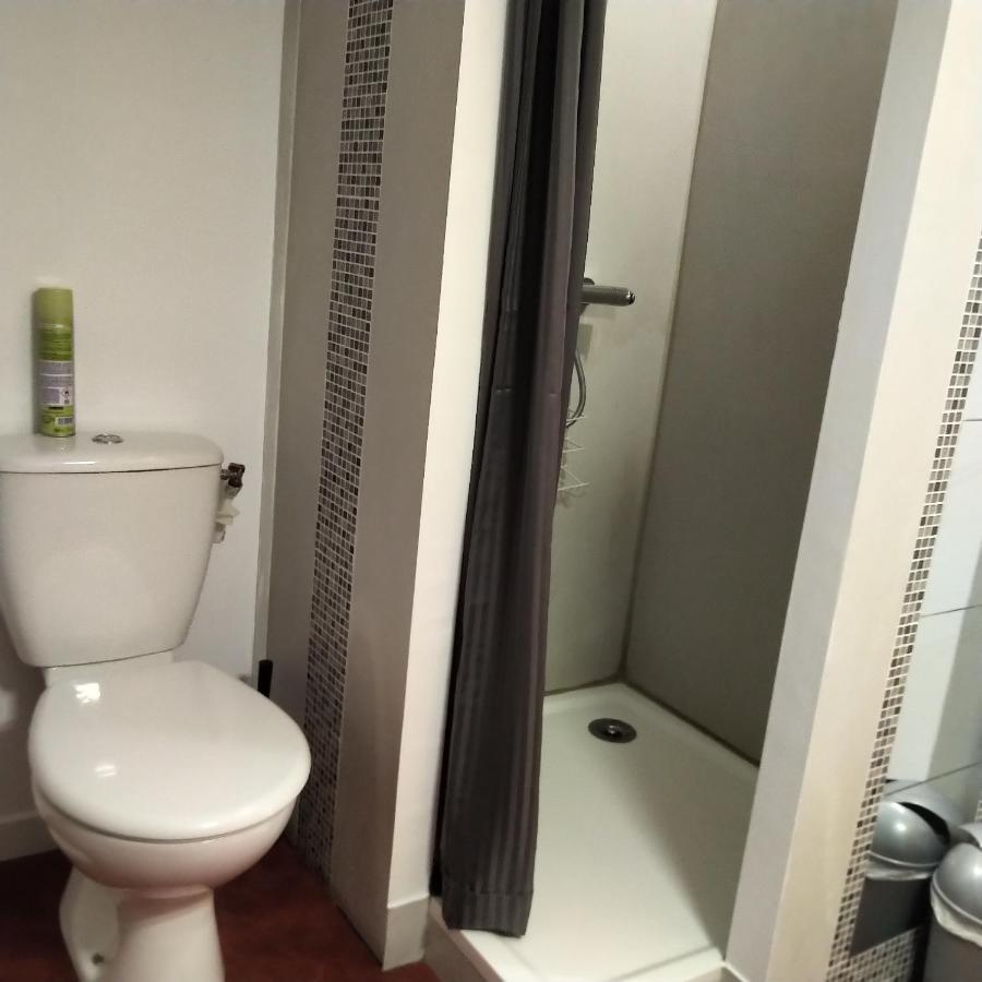 Espace Beleverte Bussiere 1 Tamaris Appartement Meuble De 2 Chambres อูลแลงส์ ภายนอก รูปภาพ