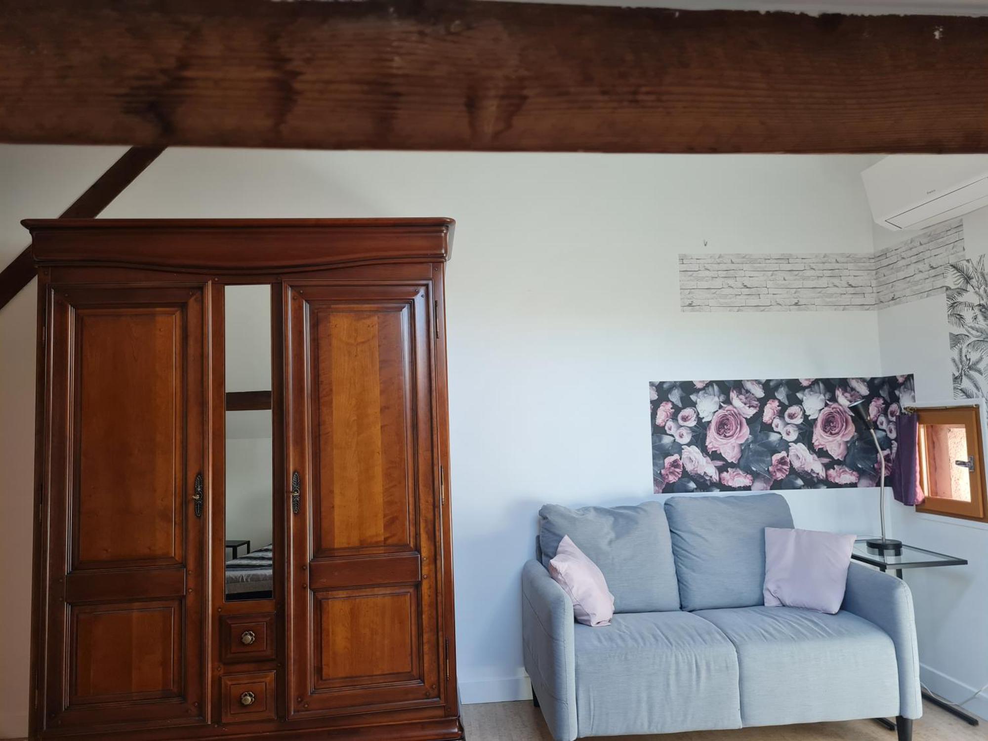 Espace Beleverte Bussiere 1 Tamaris Appartement Meuble De 2 Chambres อูลแลงส์ ภายนอก รูปภาพ