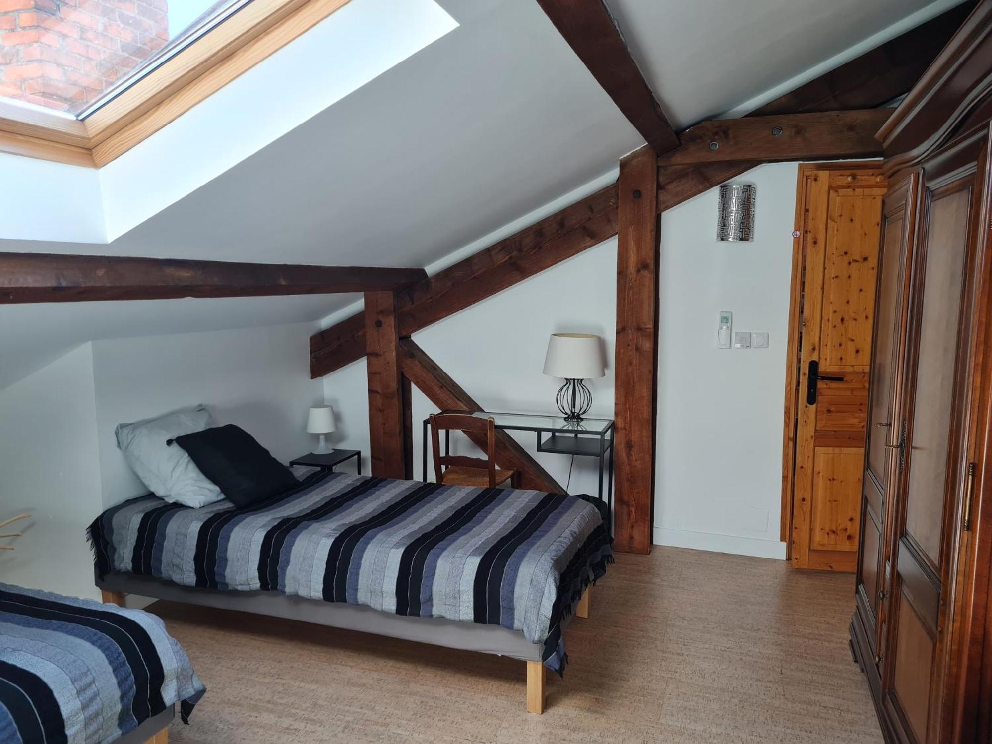 Espace Beleverte Bussiere 1 Tamaris Appartement Meuble De 2 Chambres อูลแลงส์ ภายนอก รูปภาพ